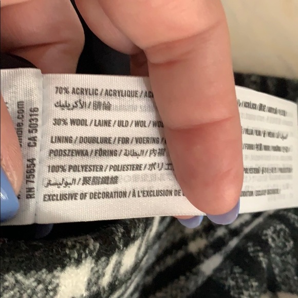 Abercrombie & Fitch plaid skirt - Picture 7 of 7